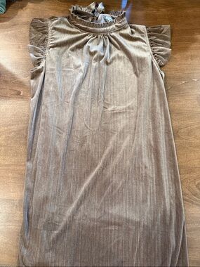 Ruffled Neck Sleeveless Shift Dress in Taupe and Gold